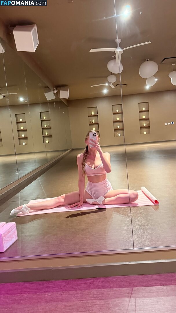 BrandArmy / Sophia Diamond / Sophiadiamond Nu OnlyFans  Foto vazada #2277