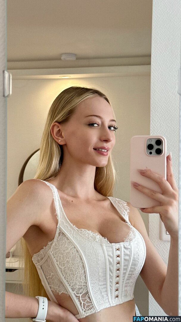 Sophia Diamond / sophia.ilysm Nu OnlyFans  Foto vazada #13