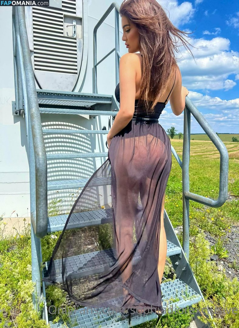 sophiadiorexclusive / sophiieelouiisee96 Nu OnlyFans  Foto vazada #8