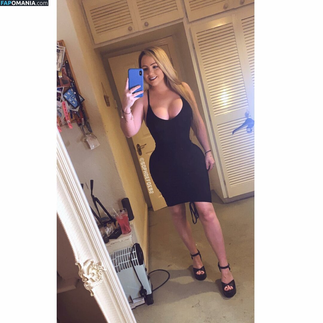 Sophie Defoe / sophdefoe / sophdefoe92 Nu OnlyFans  Foto vazada #16