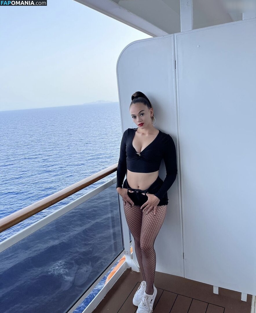 Sophie Gerlach / _.sophie05._ Nu OnlyFans  Foto vazada #5
