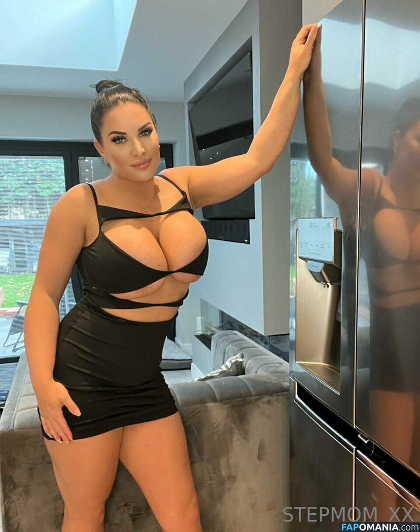 Perv-mom / Sophie Lawson / StepMother / stepmother_x Nu OnlyFans  Foto vazada #462