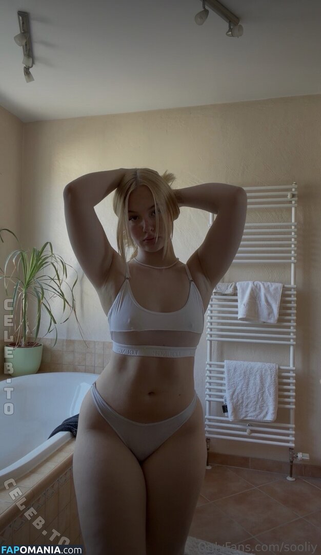 sooliy / sooliyyy / sophie.mzt / sophie_mzt / sophieamparita Nu OnlyFans  Foto vazada #25
