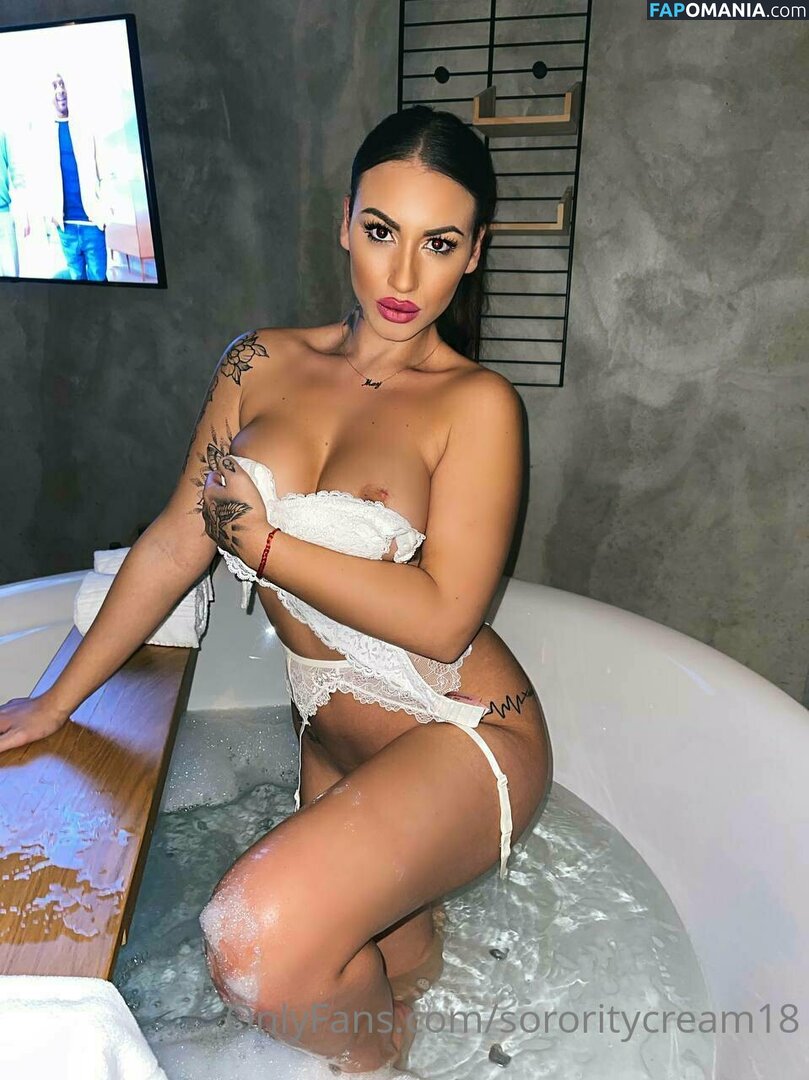 sororitycream18 Nu OnlyFans  Foto vazada #516