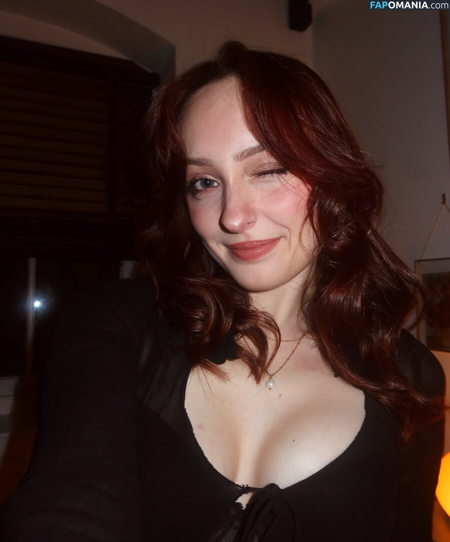 Soupforeloise / help Nu OnlyFans  Foto vazada #44