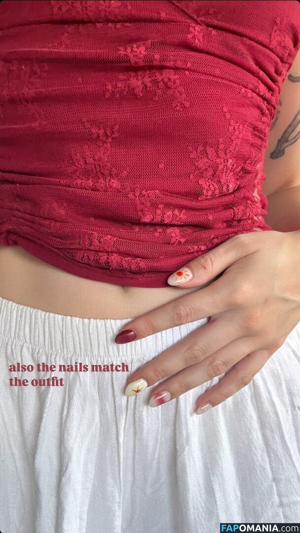 Soupforeloise / help Nu OnlyFans  Foto vazada #50