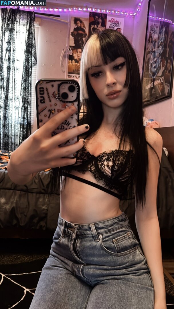 spookypumpkinn / spookypumpkinn_ / spookyycass Nu OnlyFans  Foto vazada #2