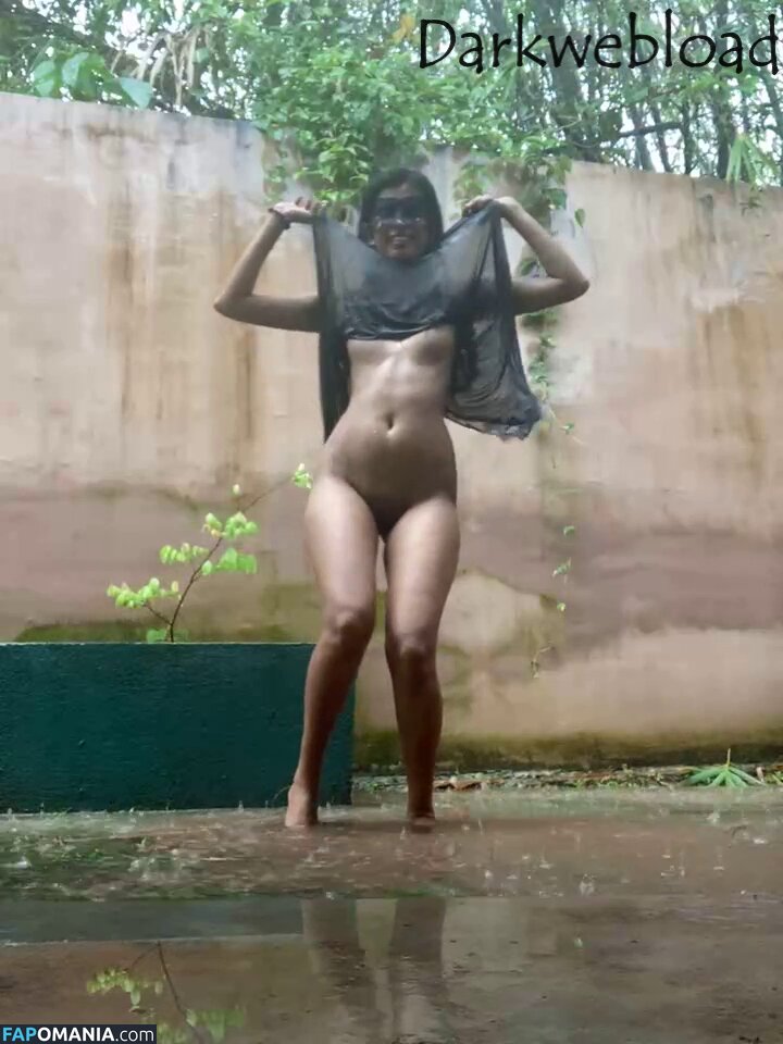 Sri Lanka / Sri Lankan Girls / hashini.guruge / poojaniperera Nu OnlyFans  Foto vazada #113