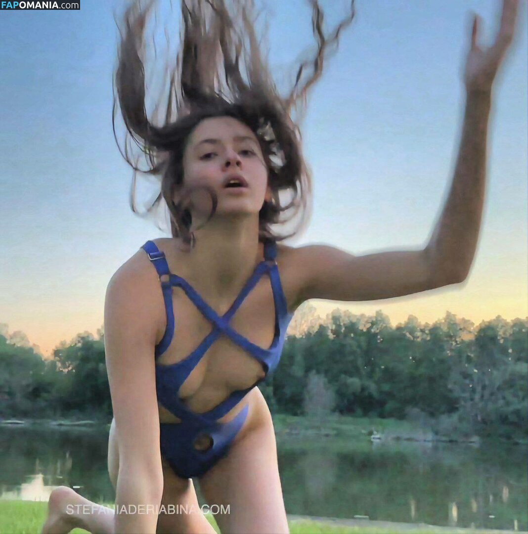 Derwald / Stefania Deriabina / st.efania4105 / xostefania Nu OnlyFans  Foto vazada #6