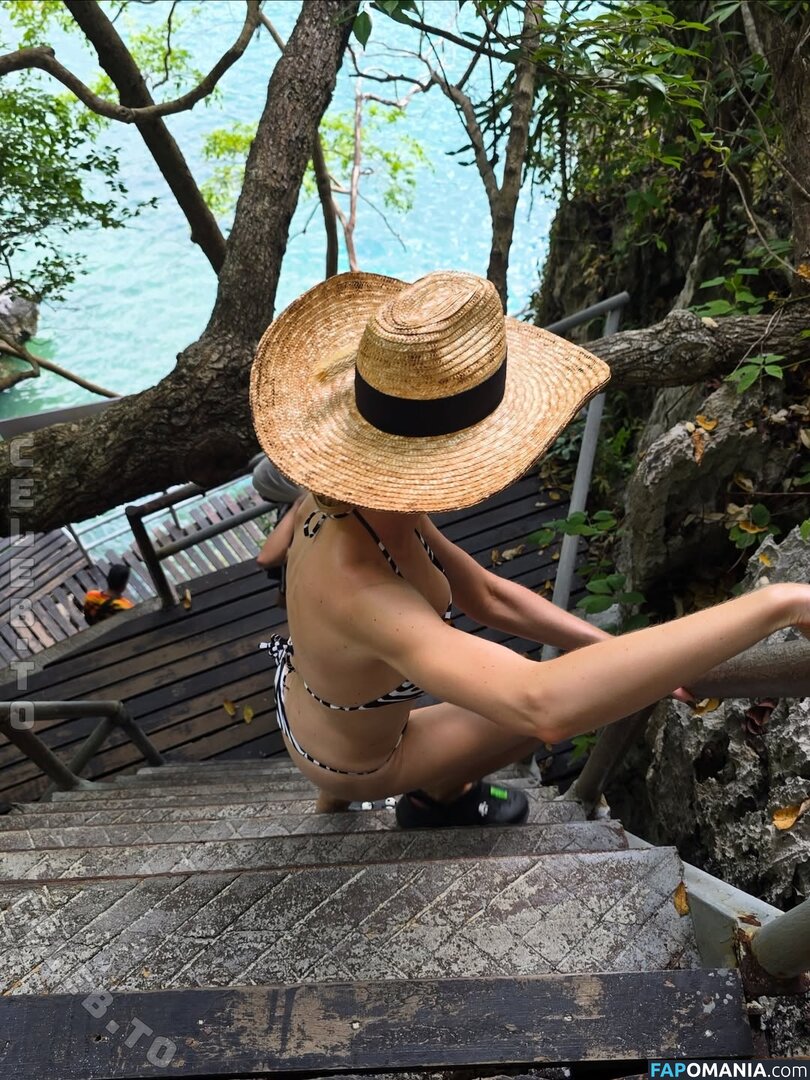 Stella Bossi / stellabossi Nu OnlyFans  Foto vazada #1