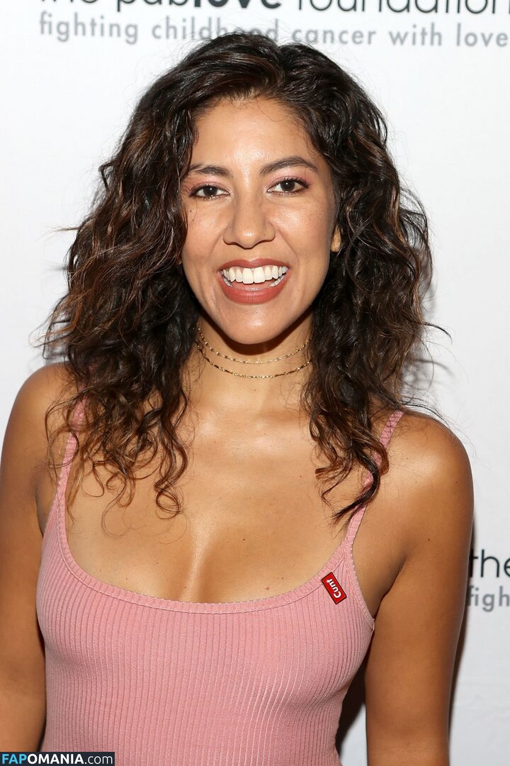 Rosa Diaz Brooklyn Nine-Nine / Stephanie Beatriz / stephaniebeatriz Nu OnlyFans  Foto vazada #45