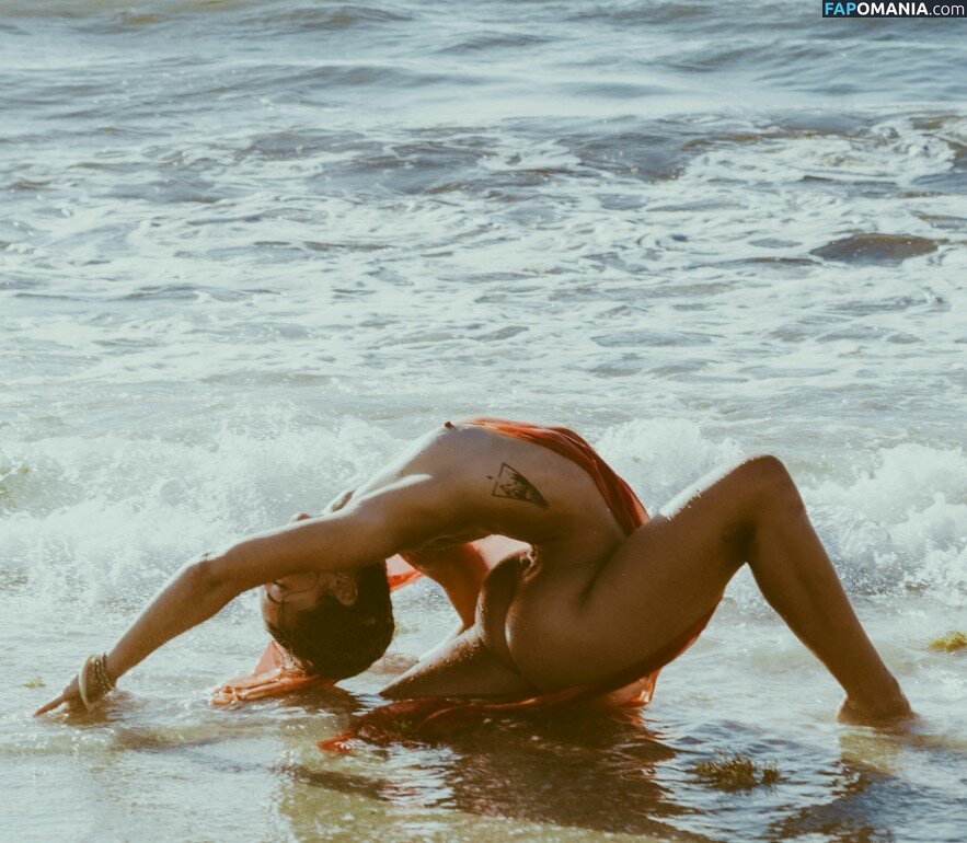 Stephanie Marieotto / bendybabeee / stephaniemarieotto Nu OnlyFans  Foto vazada #1