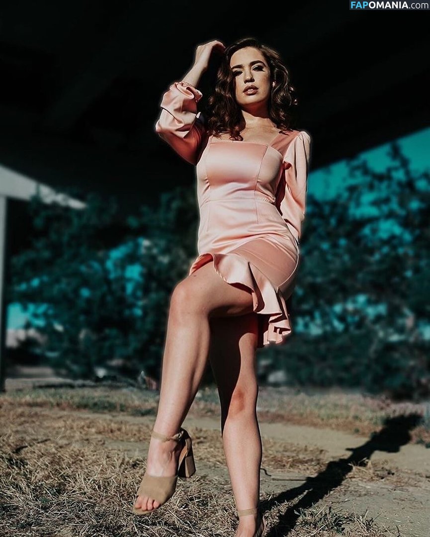 Stephanie Oustalet / stephanieoustalet Nu OnlyFans  Foto vazada #26