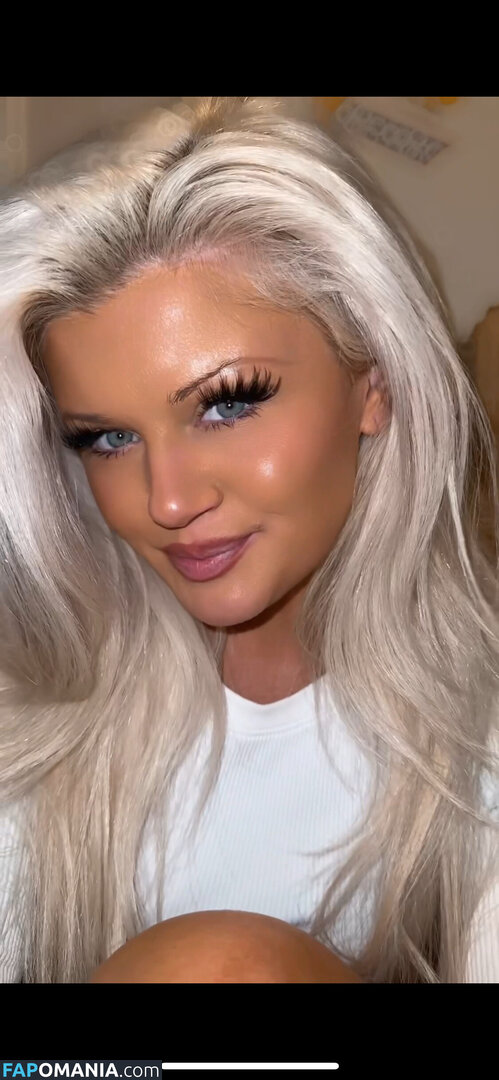 Carmen Lately / Stephanie Sampson / Stephy Vlogs / carmenlattemua / stephycarmen Nu OnlyFans  Foto vazada #37