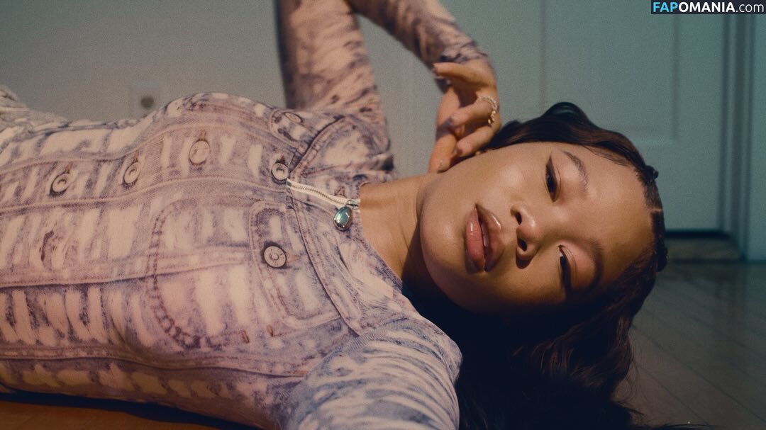 Storm Reid / stormikush / stormreid Nu OnlyFans  Foto vazada #478