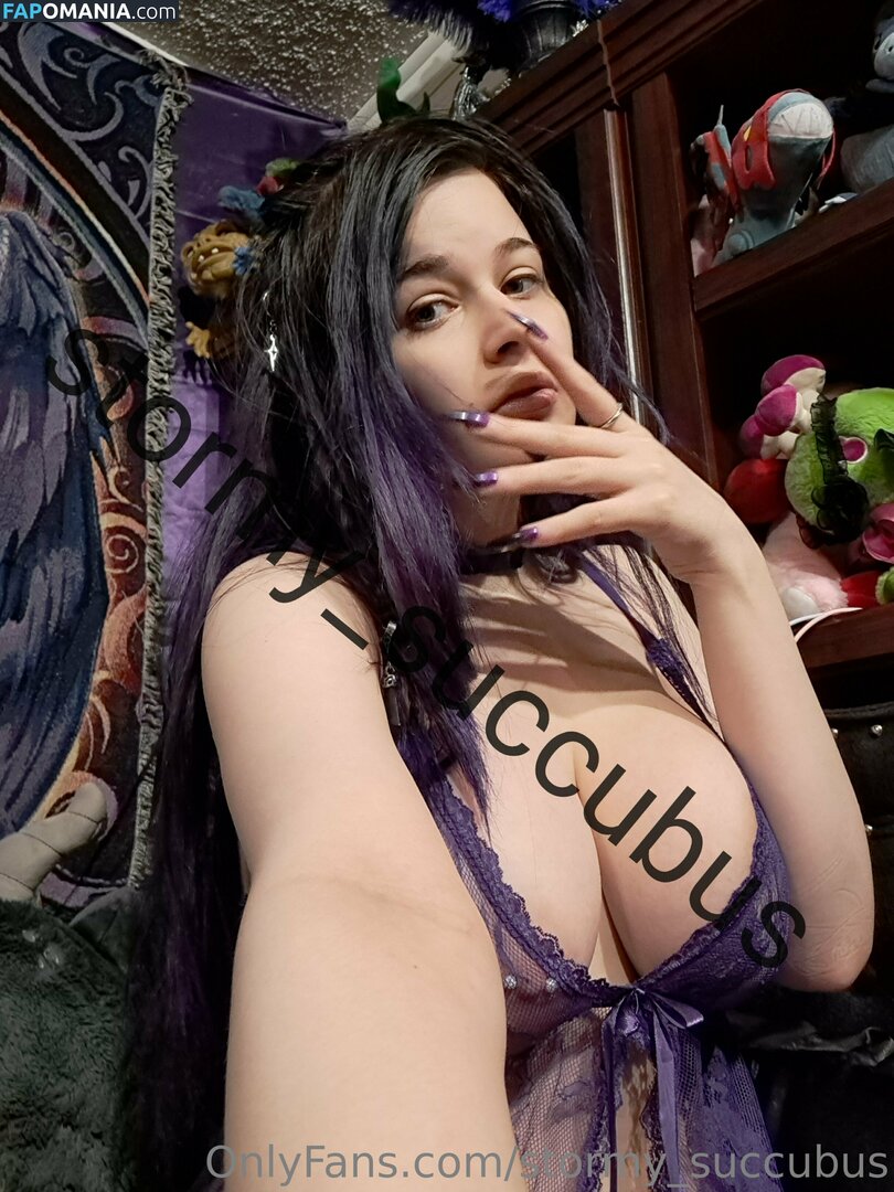 Stormy Succubus / stormy_loves_u / stormy_succubus Nu OnlyFans  Foto vazada #213