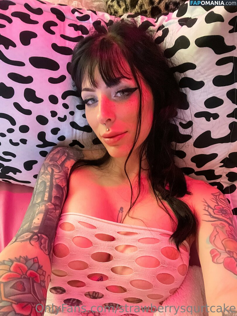 strawberryshortcake / strawberrysqurtcake Nu OnlyFans  Foto vazada #13