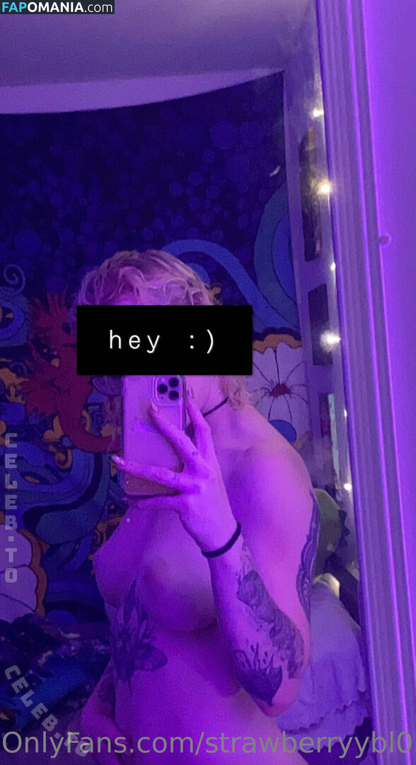 Strawberryybl0nde / yungtrashangel Nu OnlyFans  Foto vazada #1