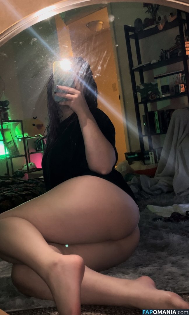 Strawbre / _strawbre_ / spicy_strawbre / straw.bre Nu OnlyFans  Foto vazada #6