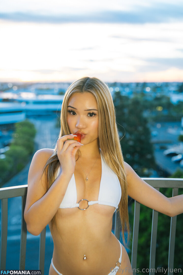 Lily Luen / Strawbunnyloop / lily.luen Nu OnlyFans  Foto vazada #6