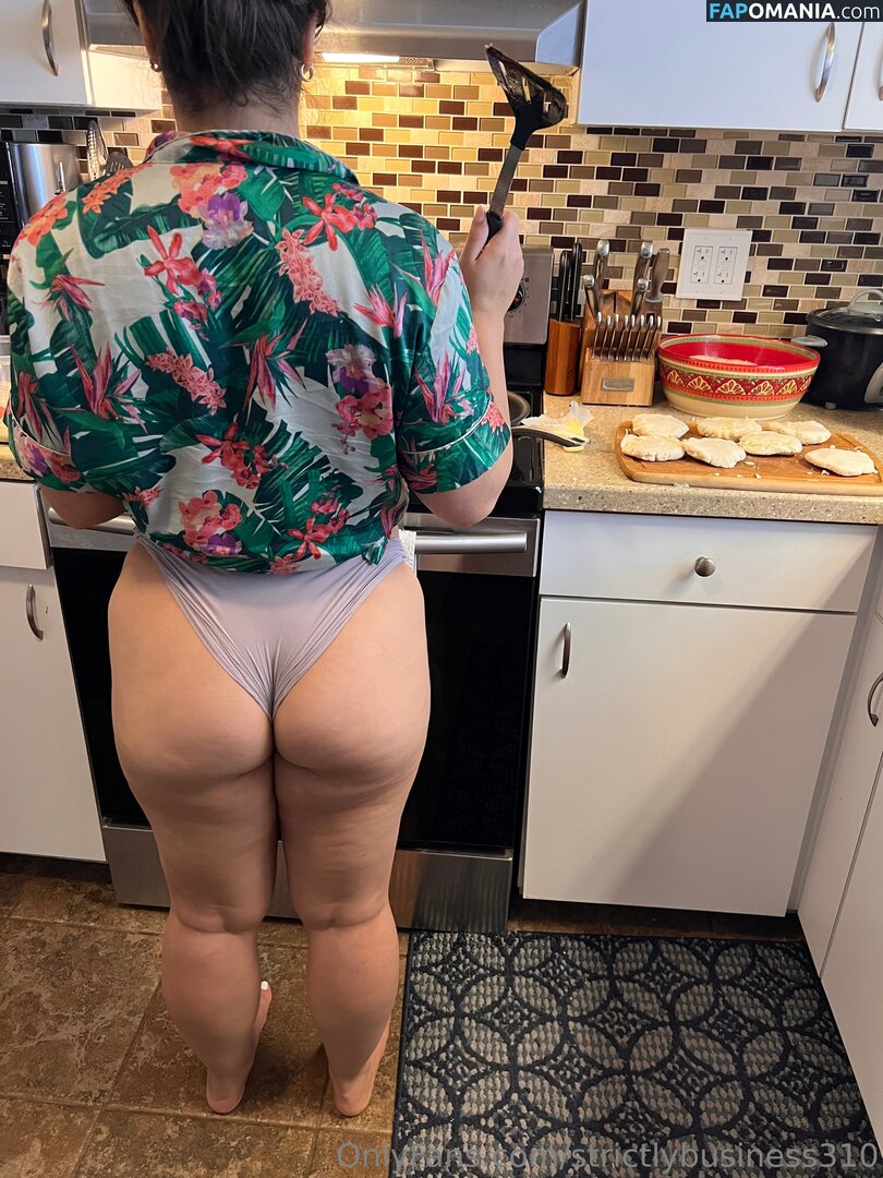 Strictly Business / StrictlyBusiness310 / imstrictlybusiness / transparency Nu OnlyFans  Foto vazada #8