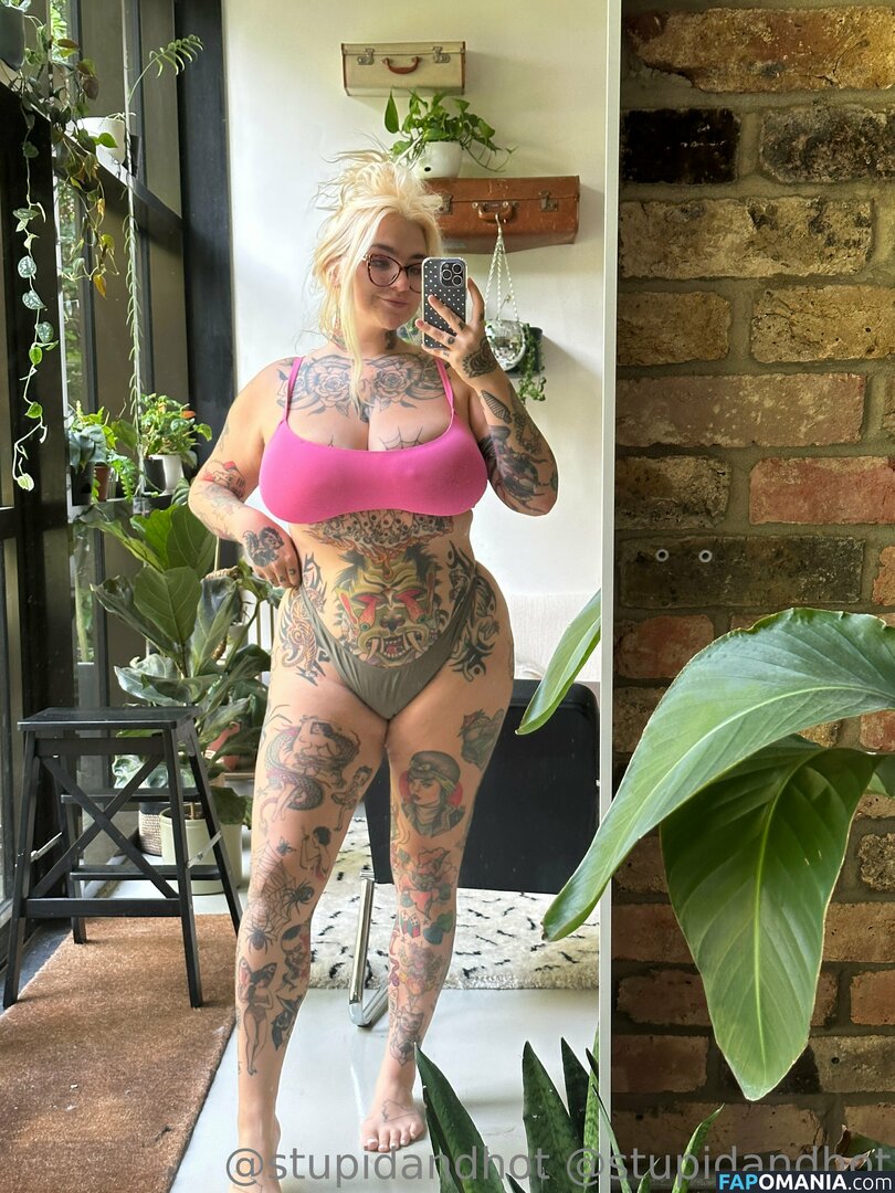 krispypinaham / stupiderandhotter Nu OnlyFans  Foto vazada #6
