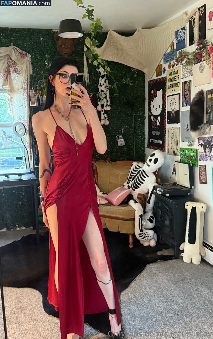 succubusray / succubusrayray Nu OnlyFans  Foto vazada #5