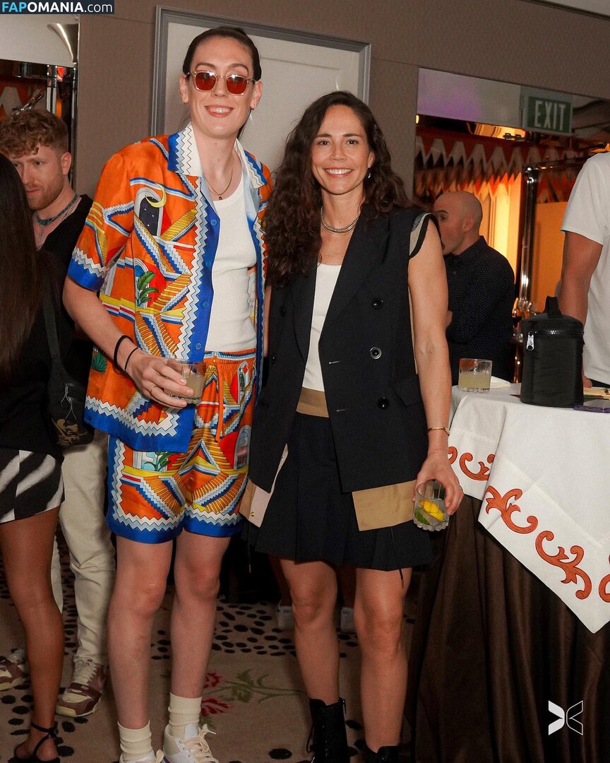 Sue Bird / WNBA Player / https: / s10bird / sbird10 Nu OnlyFans  Foto vazada #14