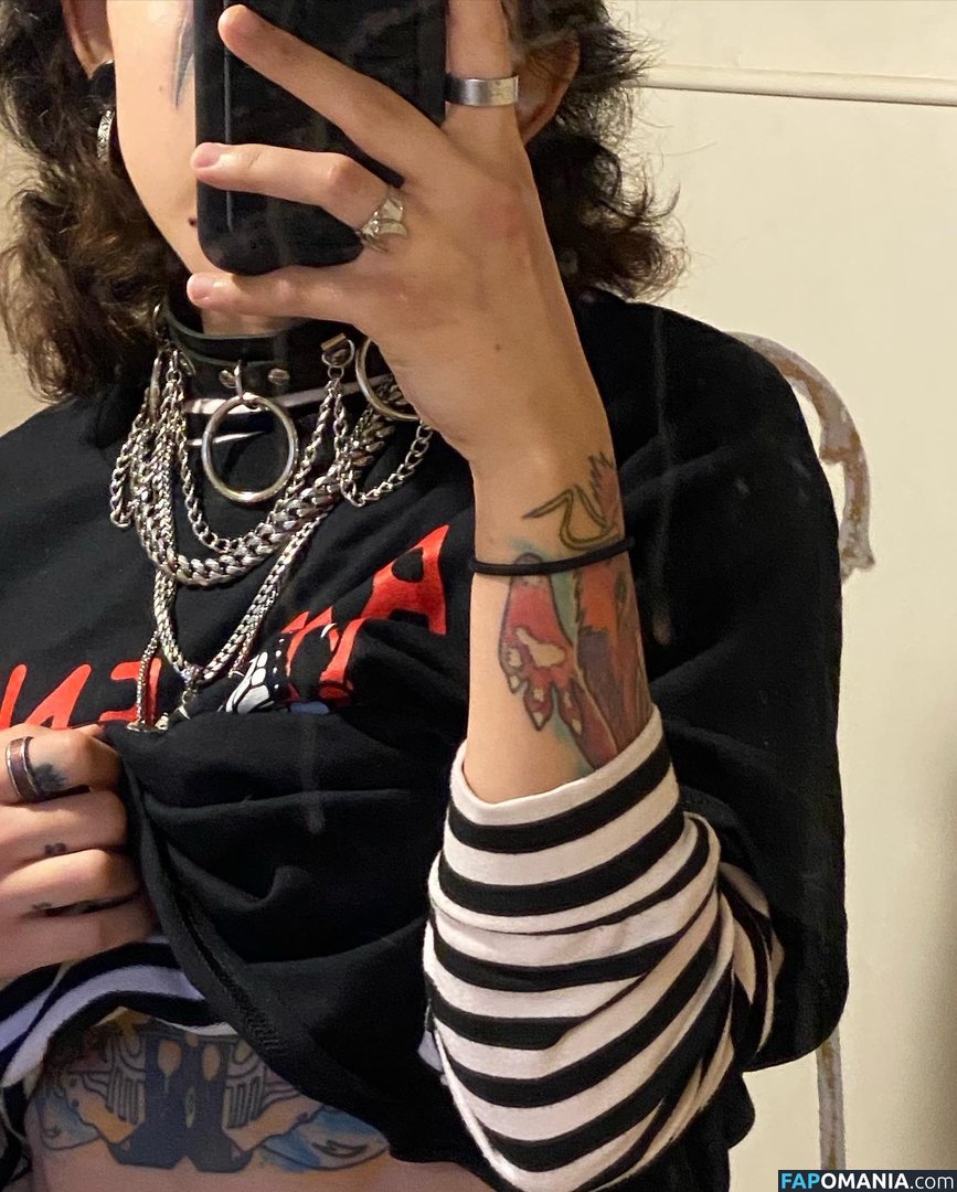 Azmideus / Suedmza / xslxtx Nu OnlyFans  Foto vazada #29