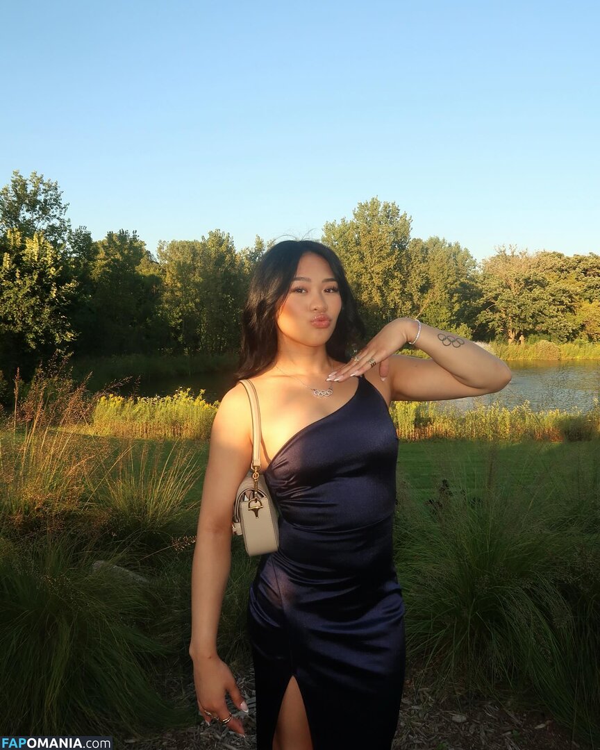 Suni Lee / sunisalee / u144353206 Nu OnlyFans  Foto vazada #20
