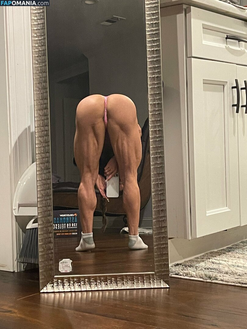 Buffbunny69 / Sunny Andrews / drsunnyandrews / sunnyandrews Nu OnlyFans  Foto vazada #86