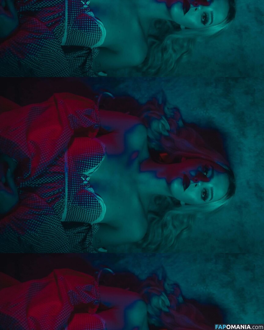 Sweetdistortion / sasha_simple Nu OnlyFans  Foto vazada #1