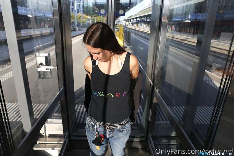 Swiss-Girl / https: / swiss-girl-vip / swissgirlvanessa Nu OnlyFans  Foto vazada #12