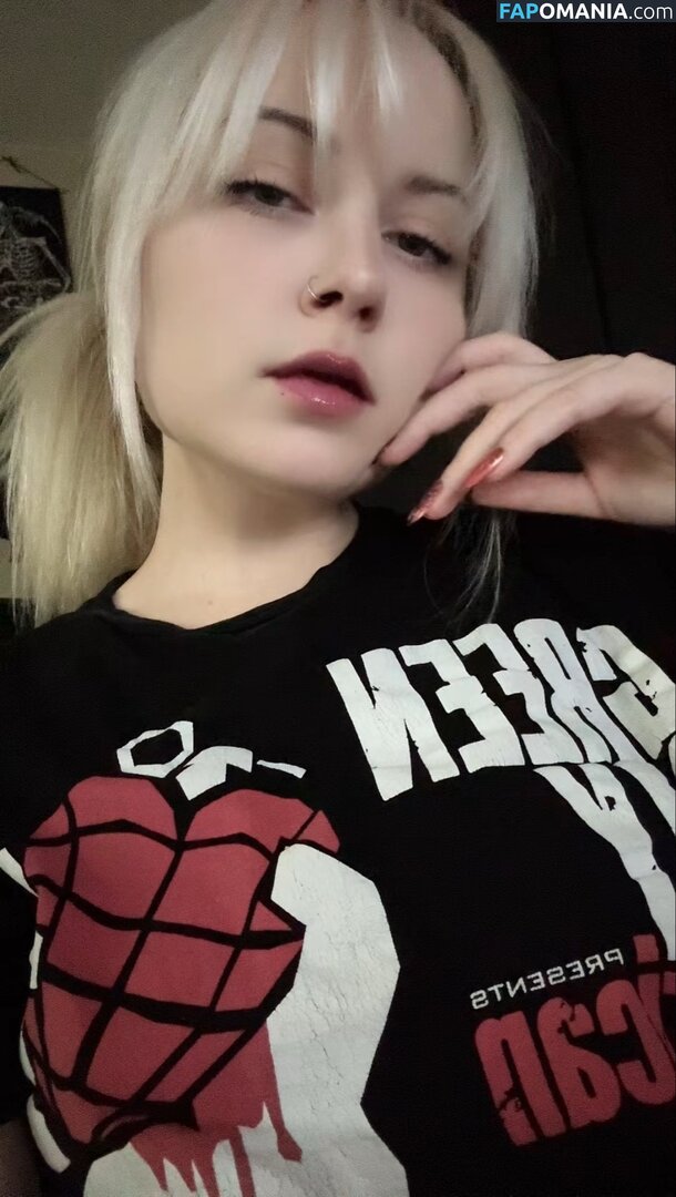 Sylvee / SylveeVT / ashhbearr_ / onlyfans Nu OnlyFans  Foto vazada #286