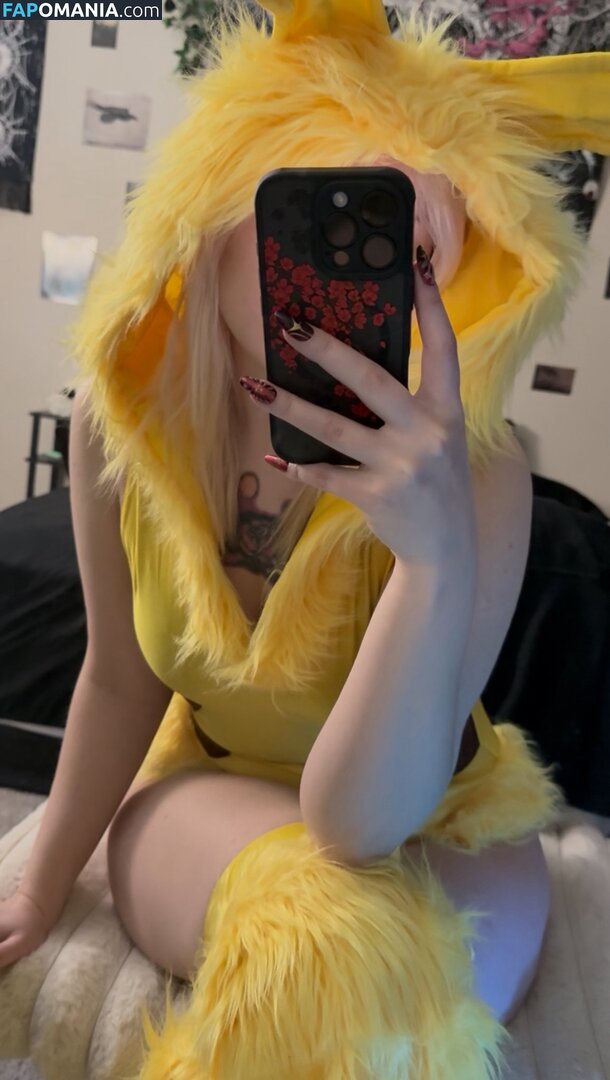Sylvee / SylveeVT / ashhbearr_ / onlyfans Nu OnlyFans  Foto vazada #288