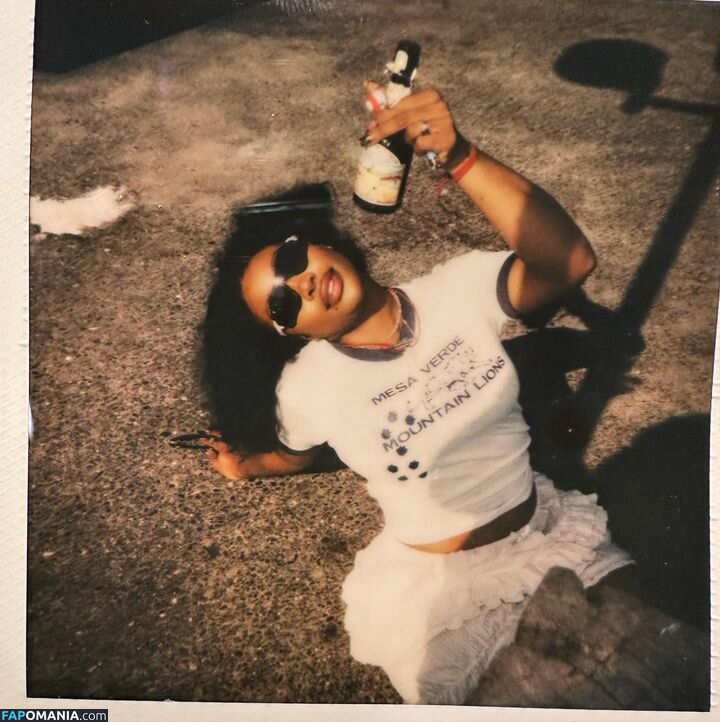 SZA / Solana Rowe / thejad3x Nu OnlyFans  Foto vazada #8