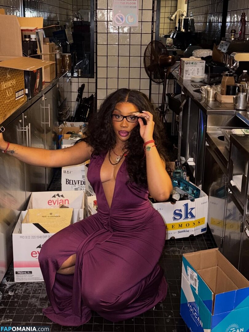 SZA / Solana Rowe / thejad3x Nu OnlyFans  Foto vazada #233