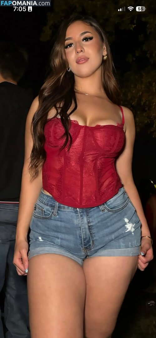 Selena Flores / szf__xo / szf_xo Nu OnlyFans  Foto vazada #14