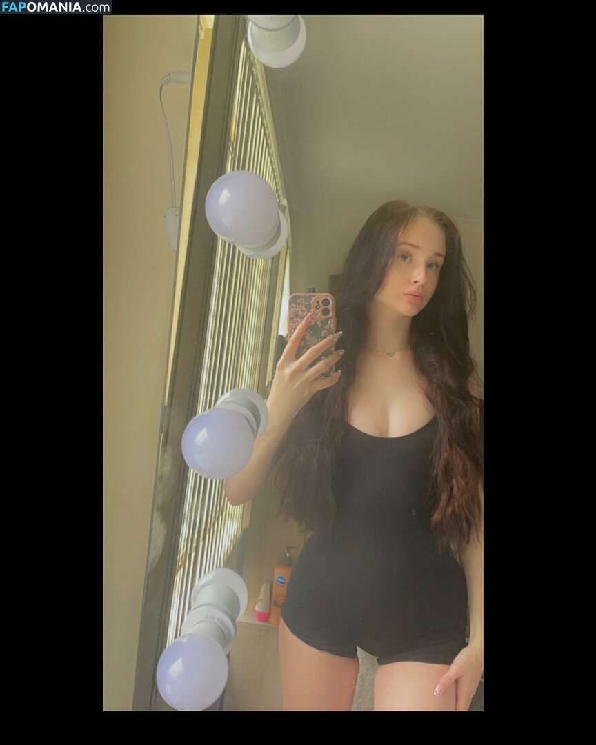 Taliah / taliah_nugg / xtaliah_lil_nuggy_x Nu OnlyFans  Foto vazada #77