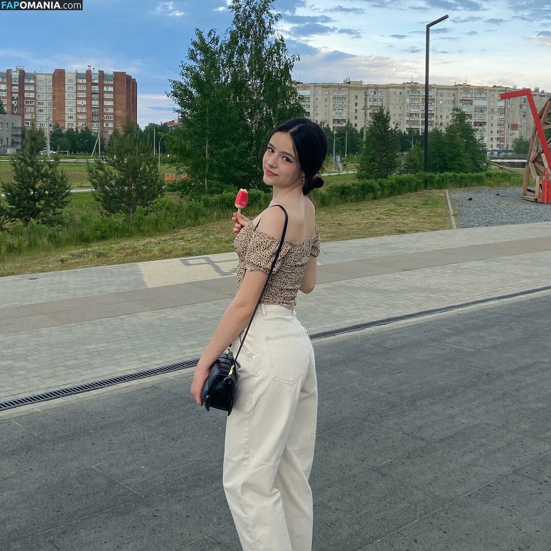 Tanya ASMR / vertany_ Nu OnlyFans  Foto vazada #7