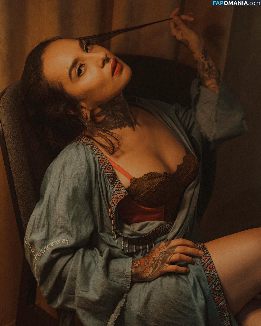 Tatiana Shmaylyuk / sweetsynner / tati_booyakah Nu OnlyFans  Foto vazada #2