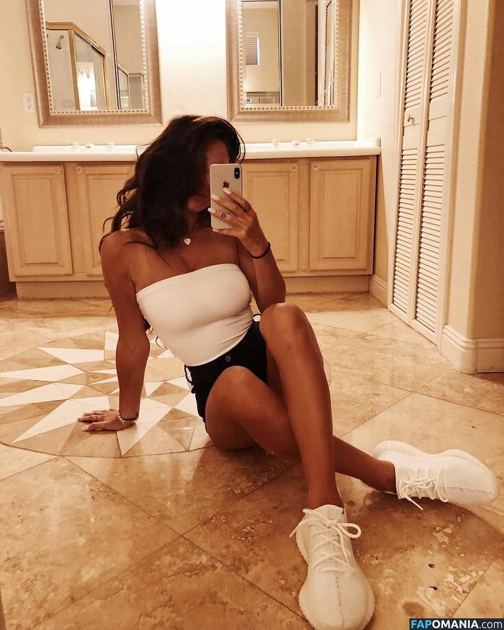 Taylor Alesia / alesiataylorxxx / tayloralesia Nu OnlyFans  Foto vazada #436