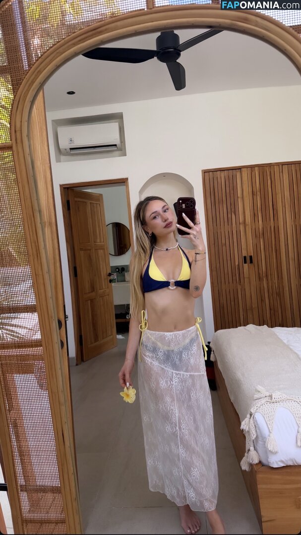 Taylor Hudson / taylortayh / trinitybandit Nu OnlyFans  Foto vazada #1