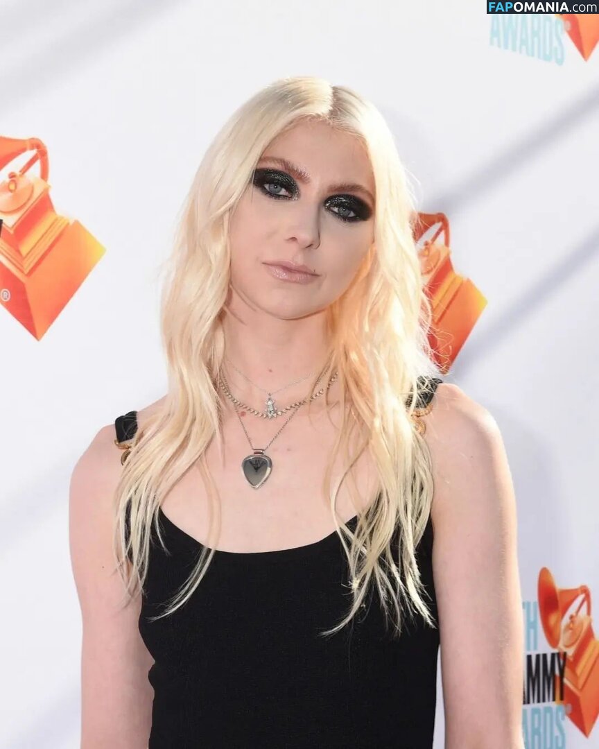Taylor Momsen / aryelsoul / taylormomsen Nu OnlyFans  Foto vazada #713