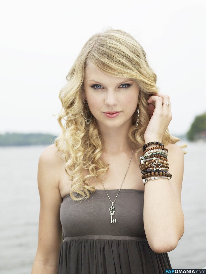 Taylor Swift / taylorswift / taylorswift13 Nu OnlyFans  Foto vazada #101
