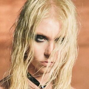 taylormomsen
