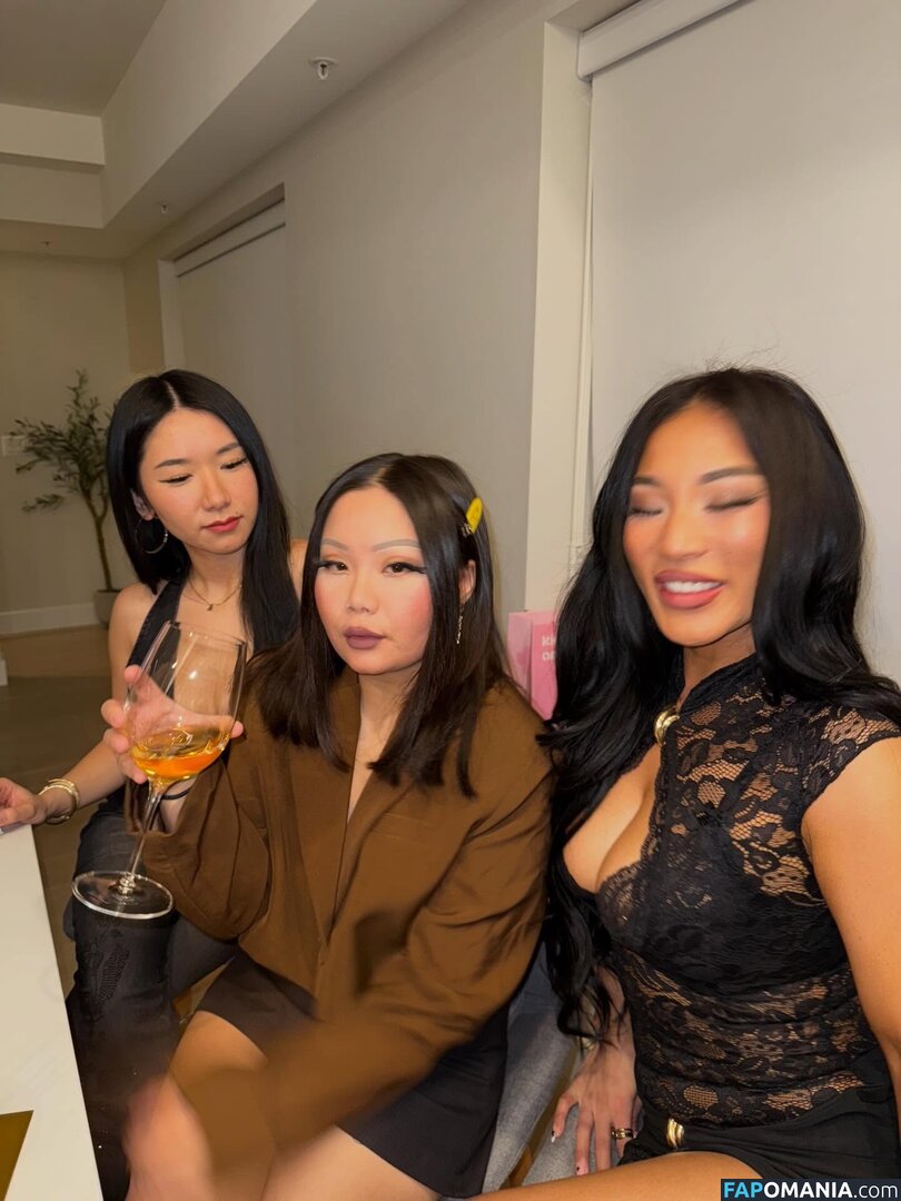 Teamchoon / cocochoobi / https: Nu OnlyFans  Foto vazada #2