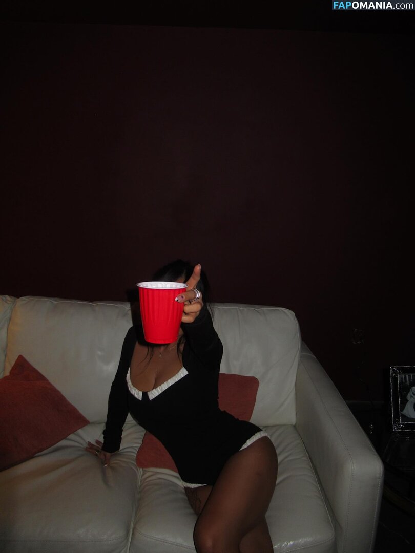 Teamchoon / cocochoobi / https: Nu OnlyFans  Foto vazada #6