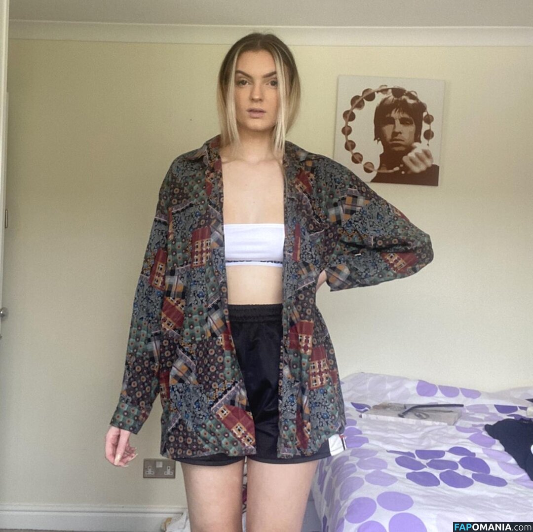 cl0ut / th0tb0t Nu OnlyFans  Foto vazada #6