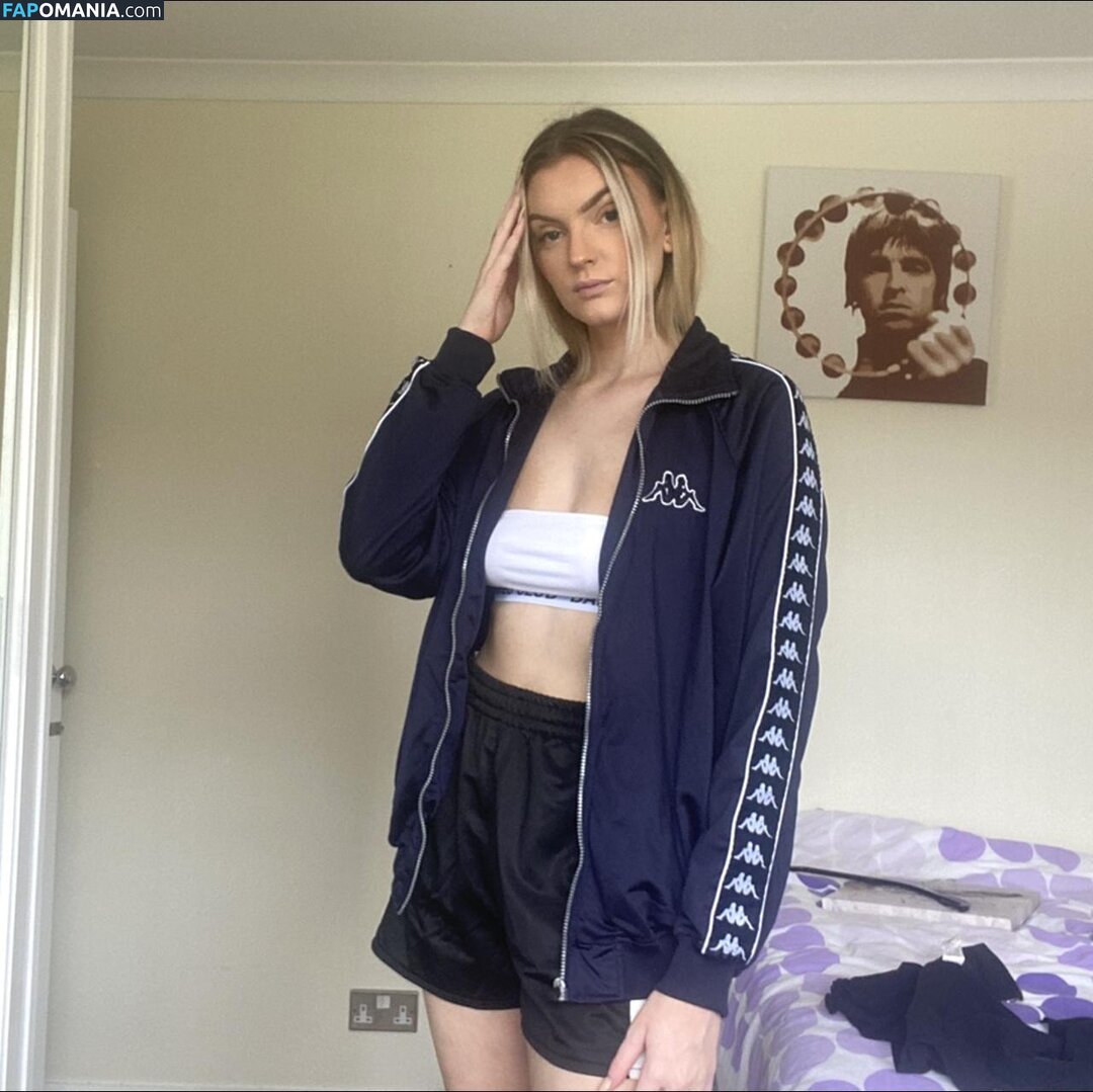 cl0ut / th0tb0t Nu OnlyFans  Foto vazada #10